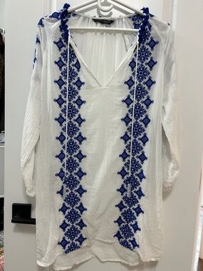 Zara White Boho Tunic with Blue Greek inspired Embroidery Made in India M